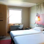 Ibis Caen Porte De Bretagne 3* بريتفيل - سور - أودون