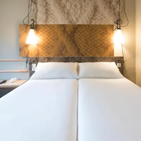 Ibis Caen Porte De Bretagne Hotell Bretteville-sur-Odon
