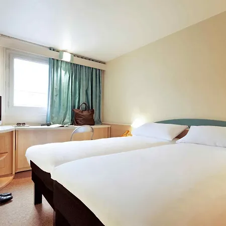 Ibis Caen Porte De Bretagne Otel Bretteville-sur-Odon