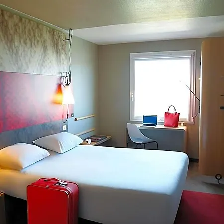 Ibis Caen Porte De Bretagne 3*