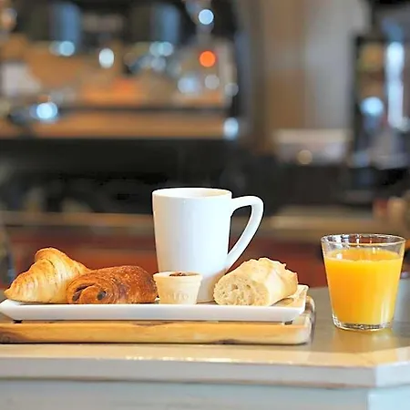 Ibis Caen Porte De Bretagne 3*