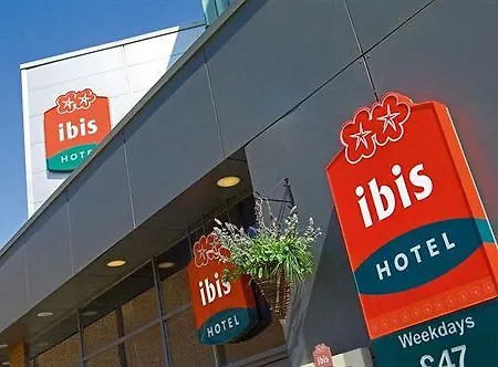 Ibis Caen Porte De Bretagne Szálloda