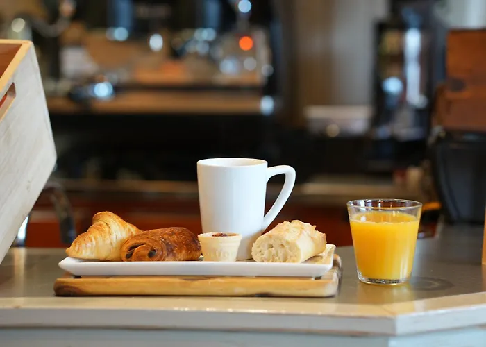 Ibis Caen Porte De Bretagne 3*