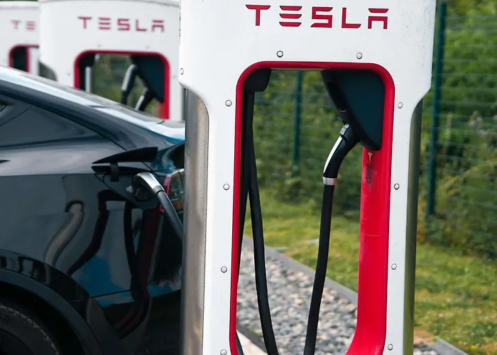 Ibis Caen Porte De Bretagne Hotel 3*