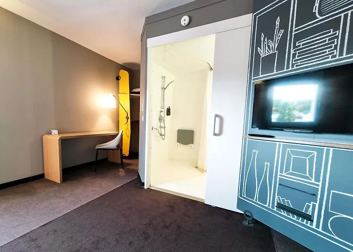 Ibis Caen Porte De Bretagne