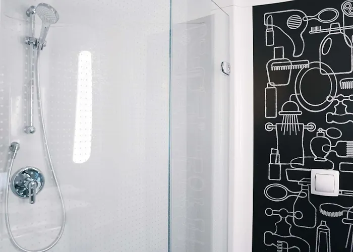 فندق Ibis Caen Porte De Bretagne 3*