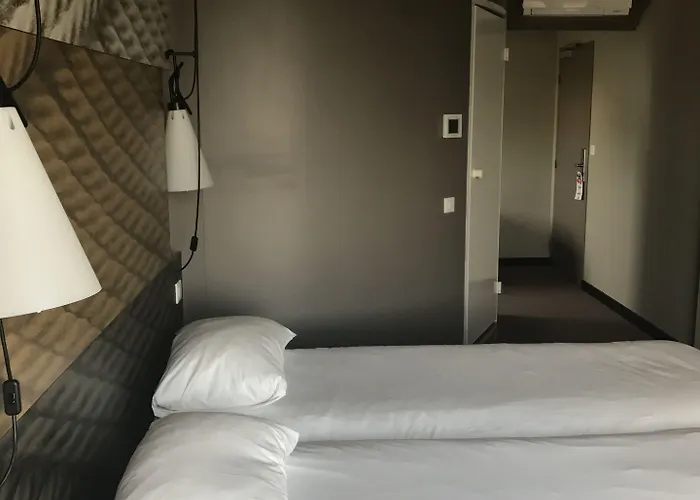 Ibis Caen Porte De Bretagne بريتفيل - سور - أودون