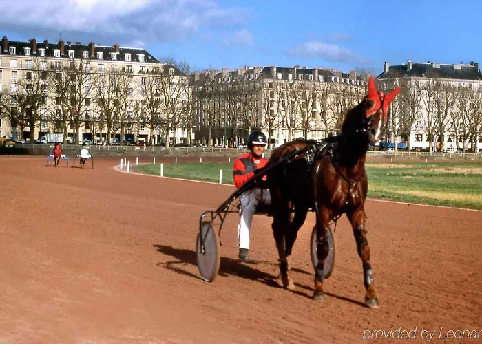فندق Ibis Caen Porte De Bretagne 3*